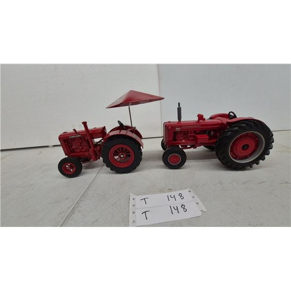 McCormick-Deering W-30 with Canopy and International Harvester 600 Die-Cast. 1/16 Scale Model