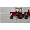 Image 2 : Ertl International Harvester 966 Hydro and 1586 Die-Cast Toy Tractors with Cabs