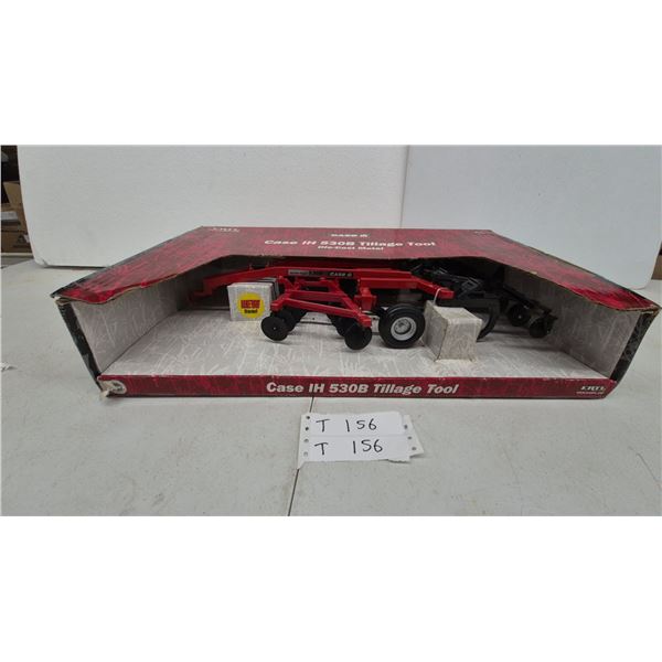 Ertl Case IH 530B Ecolo-Tiger Tillage Tool Die-Cast Metal 1/16 Scale Model