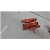 Image 10 : Ertl Case Toy Farm Implement Set: of Set of 3 Gravity Wagon, 4-Bottom Moldboard Plow and Disc