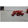 Image 11 : Ertl Case Toy Farm Implement Set: of Set of 3 Gravity Wagon, 4-Bottom Moldboard Plow and Disc