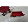 Image 3 : Ertl International Harvester Farm Toys: Gravity Wagon, Manure Spreader, and Disc Harrow