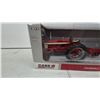 Image 2 : Ertl Prestige Collection Case IH Farmall 560 Tractor with Five-Bottom Plow, 1/16 Scale Die-Cast