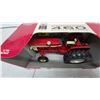 Image 5 : Ertl 1/16 Scale Die-Cast International Harvester Farmall 460 Utility Tractor 60th First Production