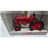 Image 2 : Ertl 1/16 Scale McCormick Farmall Super-AV Tractor Special Edition Die-Cast Model