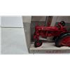 Image 3 : Ertl 1/16 Scale McCormick Farmall Super-AV Tractor Special Edition Die-Cast Model