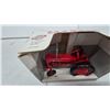 Image 4 : Ertl 1/16 Scale McCormick Farmall Super-AV Tractor Special Edition Die-Cast Model
