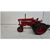 Image 10 : International Harvester Farmall 1456 and 1466 Turbo Die-Cast Toy Tractors