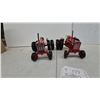 Image 6 : International Harvester Farmall 1456 and 1466 Turbo Die-Cast Toy Tractors