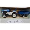 Image 2 : Ertl Ford LGT 145 Lawn and Garden Tractor with Dump Cart Set, Stock No. 814