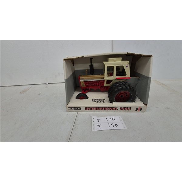 Ertl International 1456 Farmall Turbo Die-Cast Tractor with Cab, 1/16 Scale, Made in America