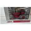 Image 2 : Ertl Prestige Collection International 1066 Die-Cast Tractor with Canopy