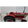 Image 8 : International 560 Demonstrator Tractor, Lafayette Farm Toy Show Edition, March 2001