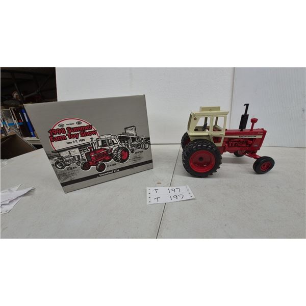 International 1256 Turbo Tractor with Cab, 1998 Summer Farm Toy Show Commemorative. Die-Cast