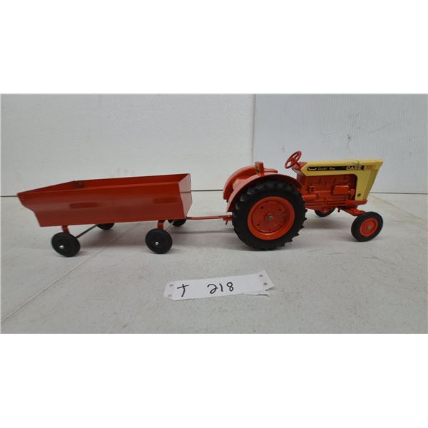 Vintage Case 930 Comfort King Die-Cast Toy Tractor with Orange Trailer