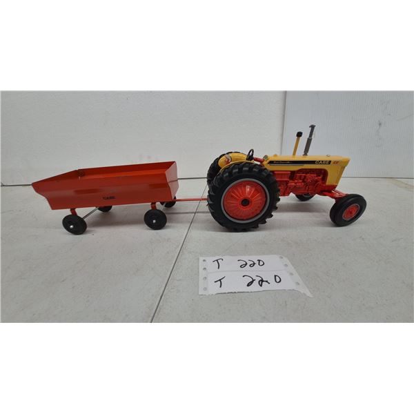 Vintage Case 830 Diesel Case-O-Matic Die-Cast Toy Tractor with Case metal Wagon