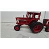 Image 3 : International Harvester 1066 Turbo and 1566 Die-Cast Tractors with Duals and Cabs