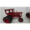 Image 8 : International Harvester 1066 Turbo and 1566 Die-Cast Tractors with Duals and Cabs