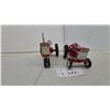Image 4 : Farmall 560 and International 340 Utility Die-Cast Model Tractors
