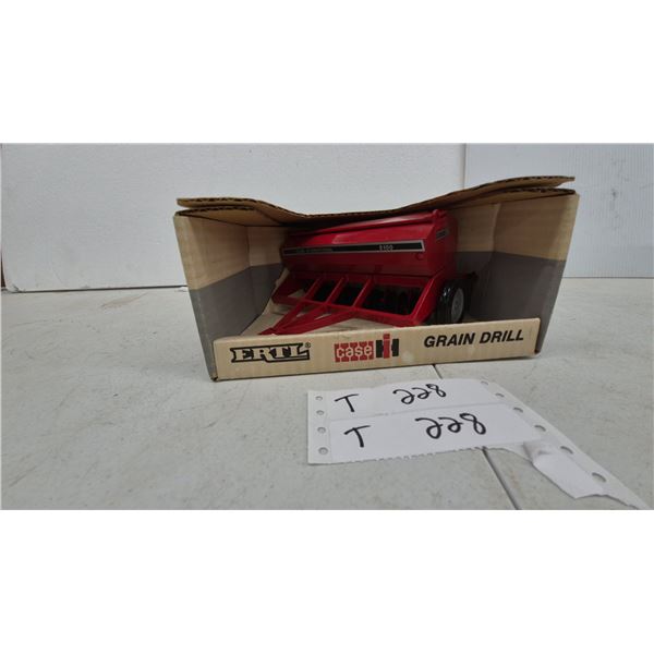 Ertl 1/16 Scale Die-Cast Case International 5100 Grain Drill Toy, 1989