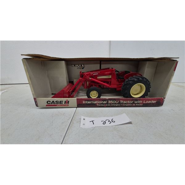 Ertl Case IH International 350U Die-Cast Tractor with Loader