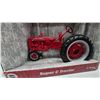 Image 2 : Ertl McCormick Farmall Super C Die-Cast Tractor