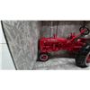 Image 3 : Ertl McCormick Farmall Super C Die-Cast Tractor