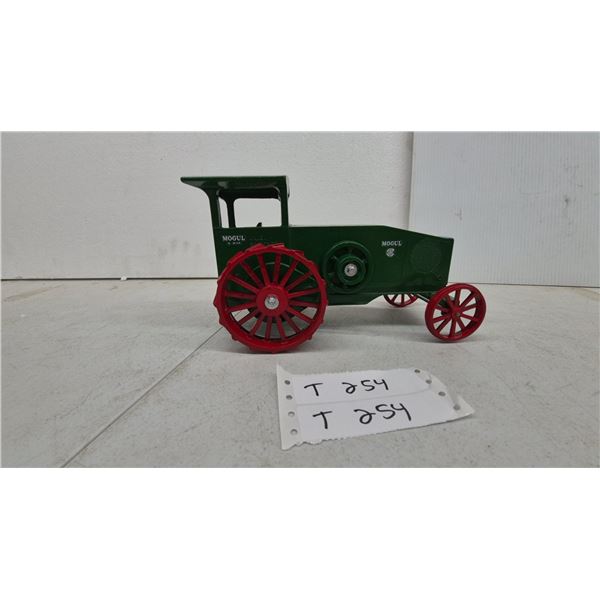 International Harvester IHC Mogul 12-25 Horsepower Cast Iron Replica Toy Tractor