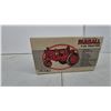 Image 5 : Ertl McCormick-Deering Farmall F-20 Die-Cast Toy Tractor