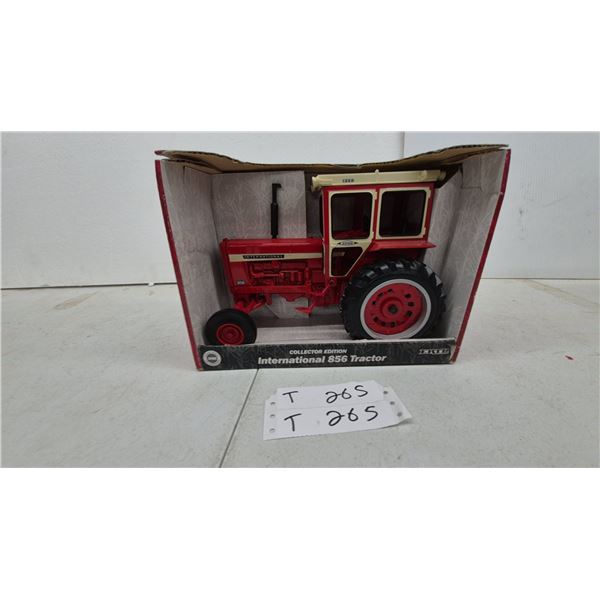 Ertl Collector Edition International 856 Custom Tractor with Hiniker 1300 Cab, 1/16 Scale Die-Cast