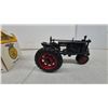 Image 5 : 1994 Kansas FFA Alumni Farmall F-20 1/16 Scale Die-Cast Tractor