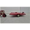 Image 8 : Farmall 404 Die-Cast Toy Tractor by International Harvester 1/16 Scale with metal Red. Tilt deck