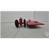 Image 9 : Farmall 404 Die-Cast Toy Tractor by International Harvester 1/16 Scale with metal Red. Tilt deck