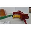 Image 4 : Ertl New Holland 100th Anniversary Hayliner Square Baler, 1/16 Scale Die-Cast