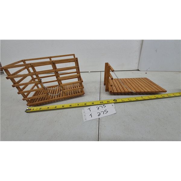 2 Wooden racks for 1/16 Scale farm wagons