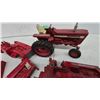 Image 2 : Ertl International Harvester 1066 Turbo and Cockshutt 1850 Die-Cast Tractor Parts Lot