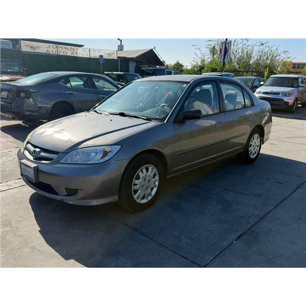 HOND CIVIC 2004 T-DONATION