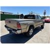 Image 3 : TOYT TACOMA 2006 O/S TITLE 2 DAYS