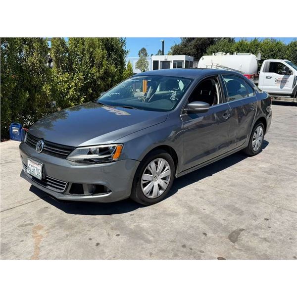 VOLK JETTA 2013 T-DONATION