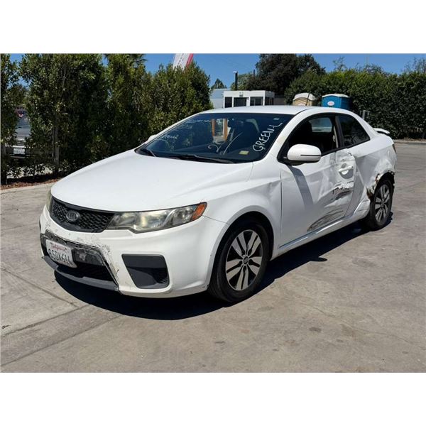 KIA FORTE 2013 SALV-T EXPORT ONLY