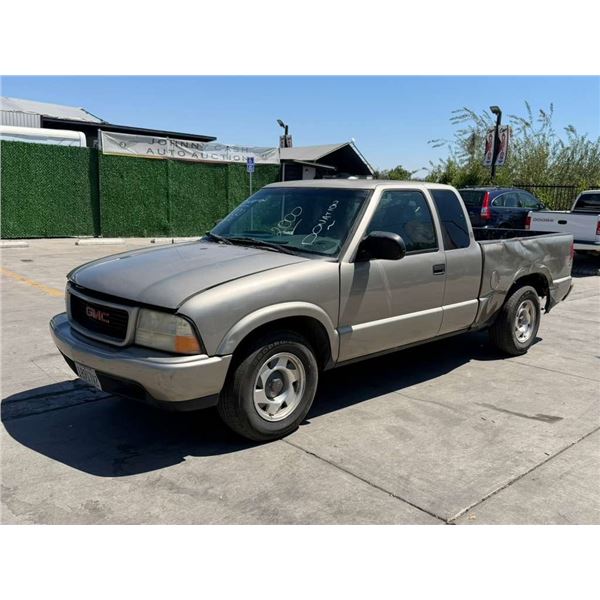 GMC  SONOMA 2000 SALV T/DONATION