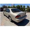 Image 4 : NISS MAXIMA 1999 T-DONATION