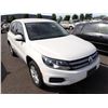 Image 2 : 2013 Volkswagen Tiguan RUNS WITH MECHANICAL PROBLEMS