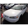 Image 1 : 1998 Toyota Camry RUNS WITH MECHANICAL PROBLEMS