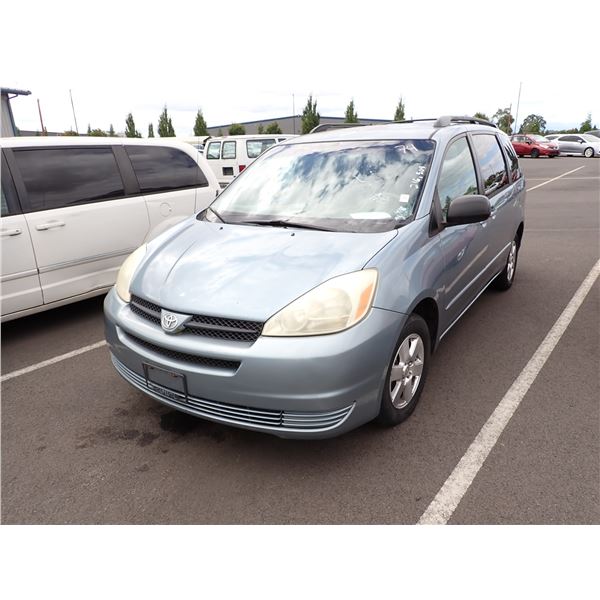 2005 Toyota Sienna