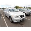 Image 2 : 2016 Nissan Pathfinder