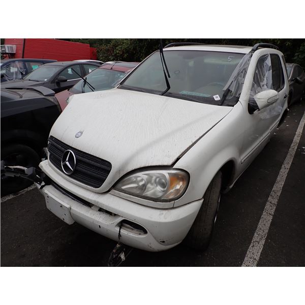 2004 Mercedes-Benz ML350