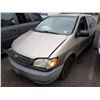 Image 1 : 2002 Toyota Sienna