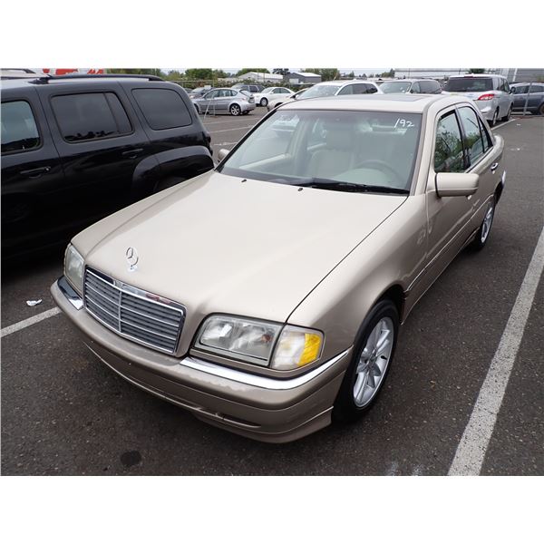 2000 Mercedes-Benz C230