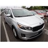 Image 2 : 2016 Kia Sedona